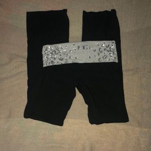 Victoria’s Secret PINK boot cut yoga pants, regular length, size medium